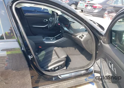 2025 BMW M340Xi xDrive из США, поврежденный, VIN 3MW69FT05S8F40982